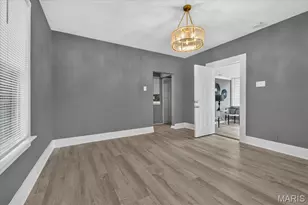 8803 Alva Ave, Saint Louis, MO 63121 - Photo 7