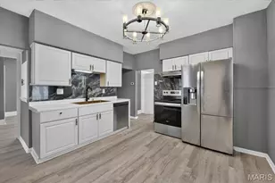 8803 Alva Ave, Saint Louis, MO 63121 - Photo 9