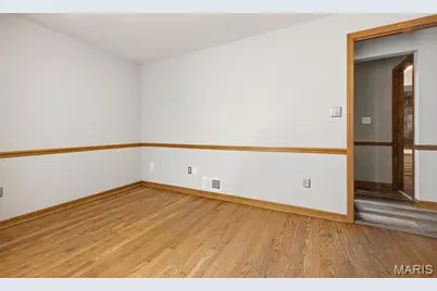 616 Plantmore Drive, Ferguson, MO 63135 - Photo 23