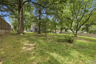 616 Plantmore Dr, Ferguson, MO 63135 - Photo 7