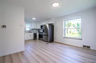 1036 Groby Rd, University City, MO 63130 - Photo 13