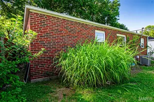 1036 Groby Rd, University City, MO 63130 - Photo 47