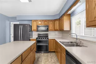 37 Meadow Spring Dr, Saint Charles, MO 63303 - Photo 11