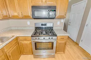 5661 Chalet Hill Dr, Saint Louis, MO 63129 - Photo 11