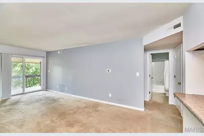 1937 Greenpoint Drive #304, Kirkwood, MO 63122 - Photo 25