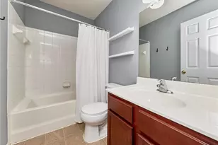 1937 Greenpoint Dr, Kirkwood, MO 63122 - Photo 31