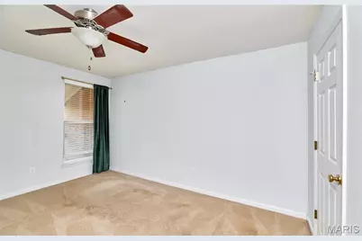 1937 Greenpoint Drive #304, Kirkwood, MO 63122 - Photo 27