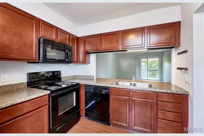 1937 Greenpoint Drive #304, Kirkwood, MO 63122 - Photo 23