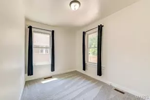 9051 Burton Ave, Overland, MO 63114 - Photo 23