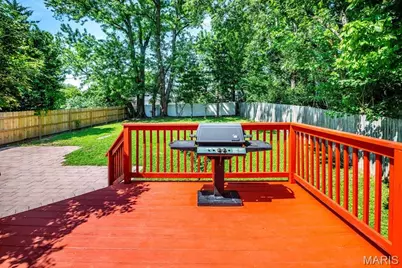 9051 Burton Avenue, Overland, MO 63114 - Photo 35
