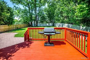 9051 Burton Ave, Overland, MO 63114 - Photo 35