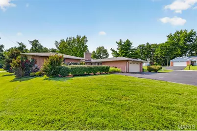 9 Green Oaks Drive, Olivette, MO 63132 - Photo 25