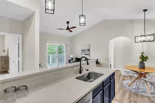 33 Kassebaum Ln, Saint Louis, MO 63129 - Photo 9