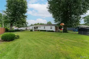 454 Lambeth Ln, Saint Louis, MO 63125 - Photo 33