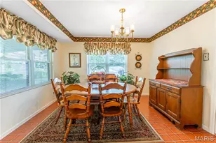 454 Lambeth Ln, Saint Louis, MO 63125 - Photo 9