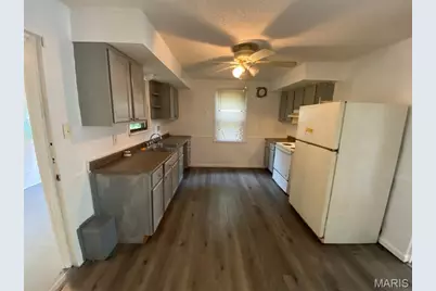 454 Northridge Drive, Riverview, MO 63137 - Photo 3