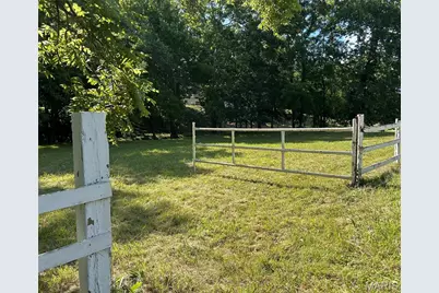 559 Brush Creek Road, Saint Clair, MO 63077 - Photo 5