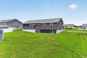 412 Split Rail Dr, Wright City, MO 63390 - Photo 37
