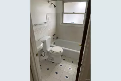244 Presley Drive, Saint Louis, MO 63137 - Photo 5