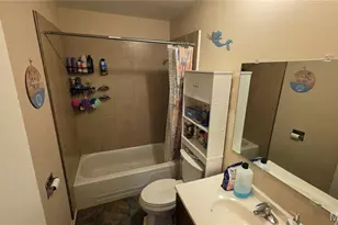 2752 Blackforest Dr, Saint Louis, MO 63129 - Photo 9