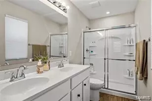 327 Newbridge Wy, O'Fallon, MO 63368 - Photo 7