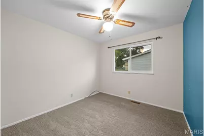 2245 Teakwood Manor Drive, Florissant, MO 63031 - Photo 9