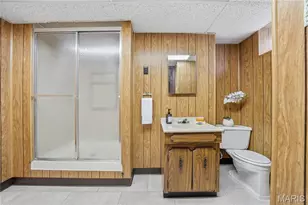 7548 Georgetown Dr, Hazelwood, MO 63042 - Photo 25