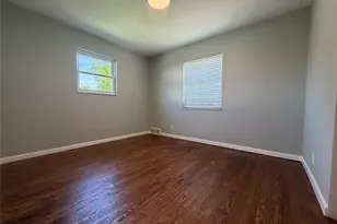 4828 Reavis Barracks Rd, Unincorporated, MO 63123 - Photo 13