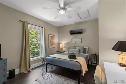1121 Graham Street, Saint Louis, MO 63139 - Photo 15