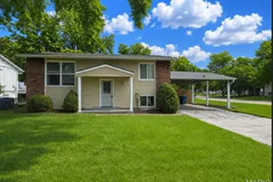12005 Glenpark Dr, Maryland Heights, MO 63043 - Photo 1