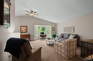 61 Crescent Hills Dr, Saint Peters, MO 63376 - Photo 9
