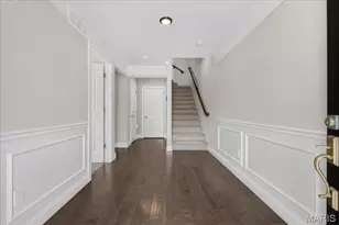 8013 Central Park Dr, Richmond Heights, MO 63117 - Photo 3