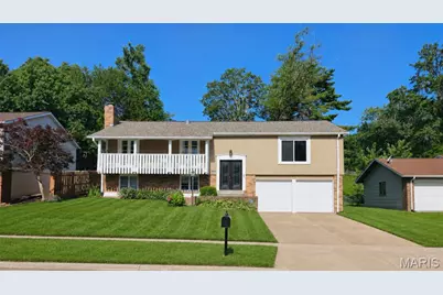 1431 Summerhaven Drive, Saint Louis, MO 63146 - Photo 1