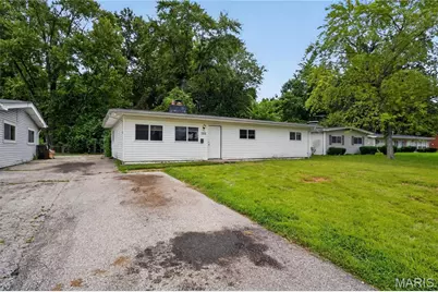 1126 Haley Avenue, Saint Louis, MO 63121 - Photo 3