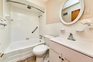 585 S Lafayette St, Florissant, MO 63031 - Photo 21