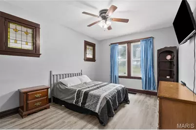 5722 Morganford Road, Saint Louis, MO 63116 - Photo 11