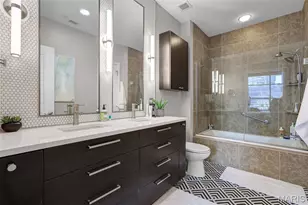 8025 Maryland Ave, Saint Louis, MO 63105 - Photo 11