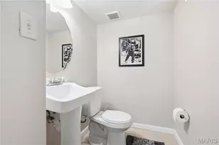 1366 Arbor Bluff Cir, Ballwin, MO 63021 - Photo 29