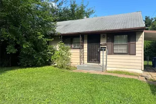 10441 Spring Garden Dr, Saint Louis, MO 63137 - Photo 1