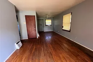 10441 Spring Garden Dr, Saint Louis, MO 63137 - Photo 3