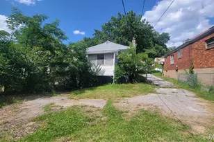 6932 Claremore Dr, Saint Louis, MO 63121 - Photo 9
