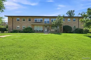 4 Delcrest Ct, University City, MO 63124 - Photo 1