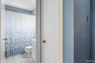 745 W Oak Dr, Glendale, MO 63122 - Photo 25