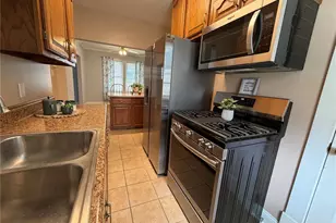 10315 Maddox Pl, Overland, MO 63114 - Photo 15