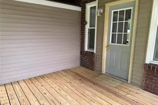 10315 Maddox Pl, Overland, MO 63114 - Photo 5