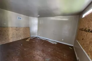 10065 Stimson Dr, Saint Louis, MO 63137 - Photo 3