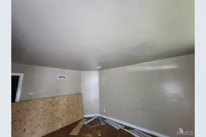 10065 Stimson Drive, Saint Louis, MO 63137 - Photo 15