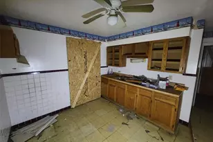 10065 Stimson Dr, Saint Louis, MO 63137 - Photo 5