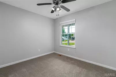 2815 Greenleaf Drive, Saint Charles, MO 63303 - Photo 17