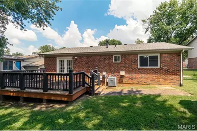 2815 Greenleaf Drive, Saint Charles, MO 63303 - Photo 23